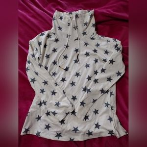 Hem & Thread Star Top